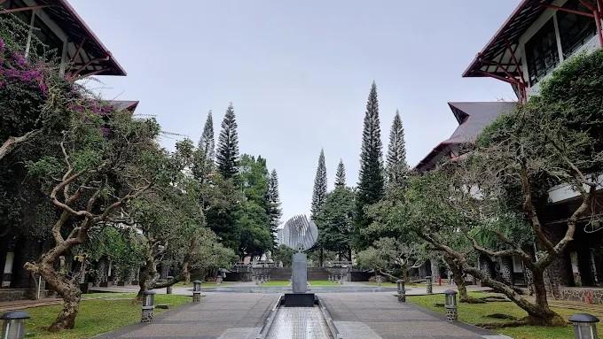 万隆理工大学