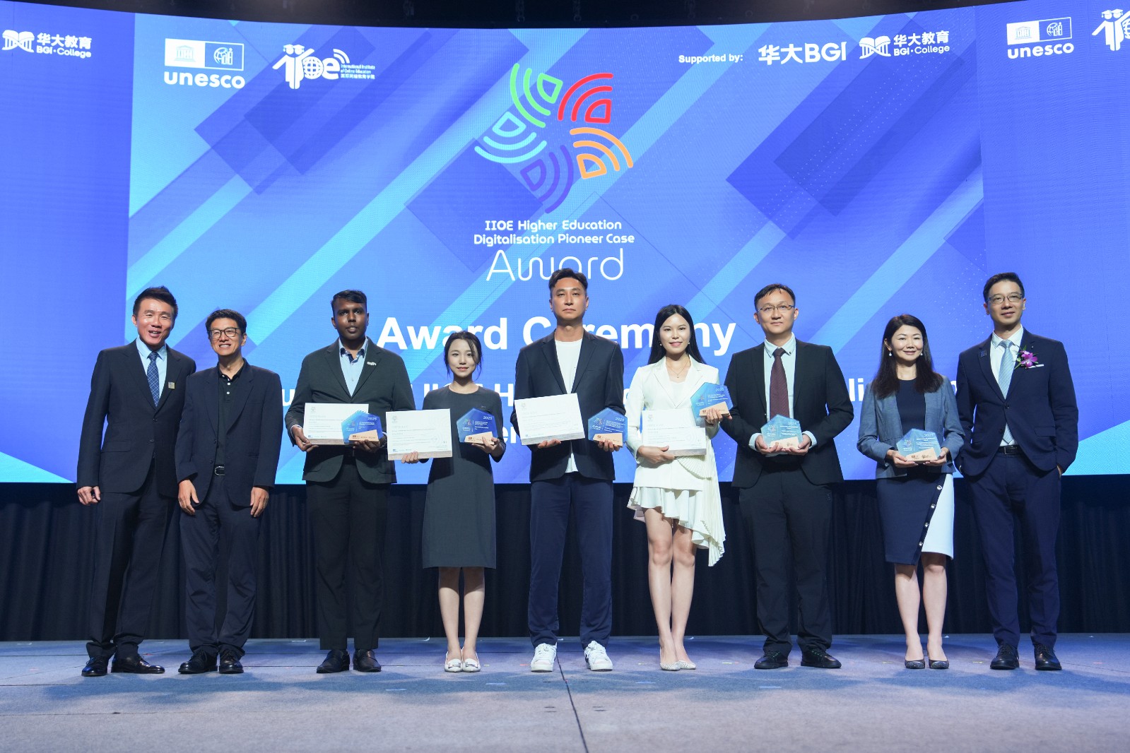 44718221.jpg 44718221.jpg