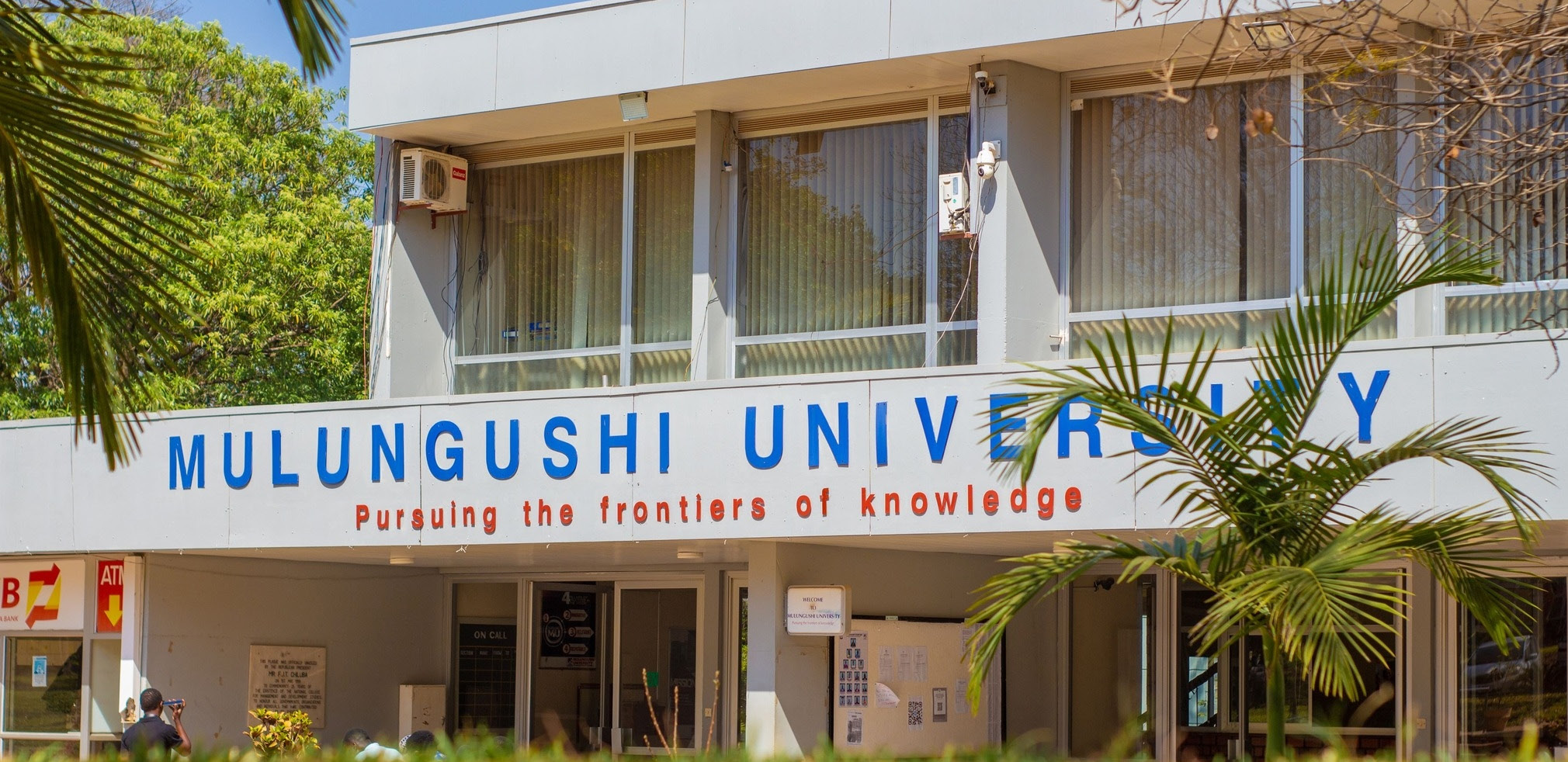 42572693.jpeg 4.jpeg