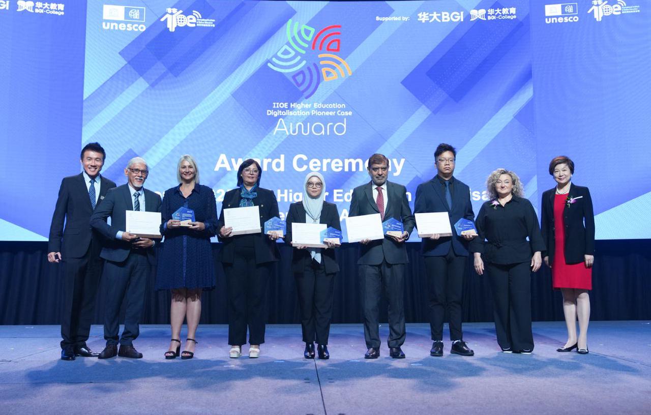 69439294.jpg 9578c778-bc74-4a37-a854-982e77bebb5c.jpg