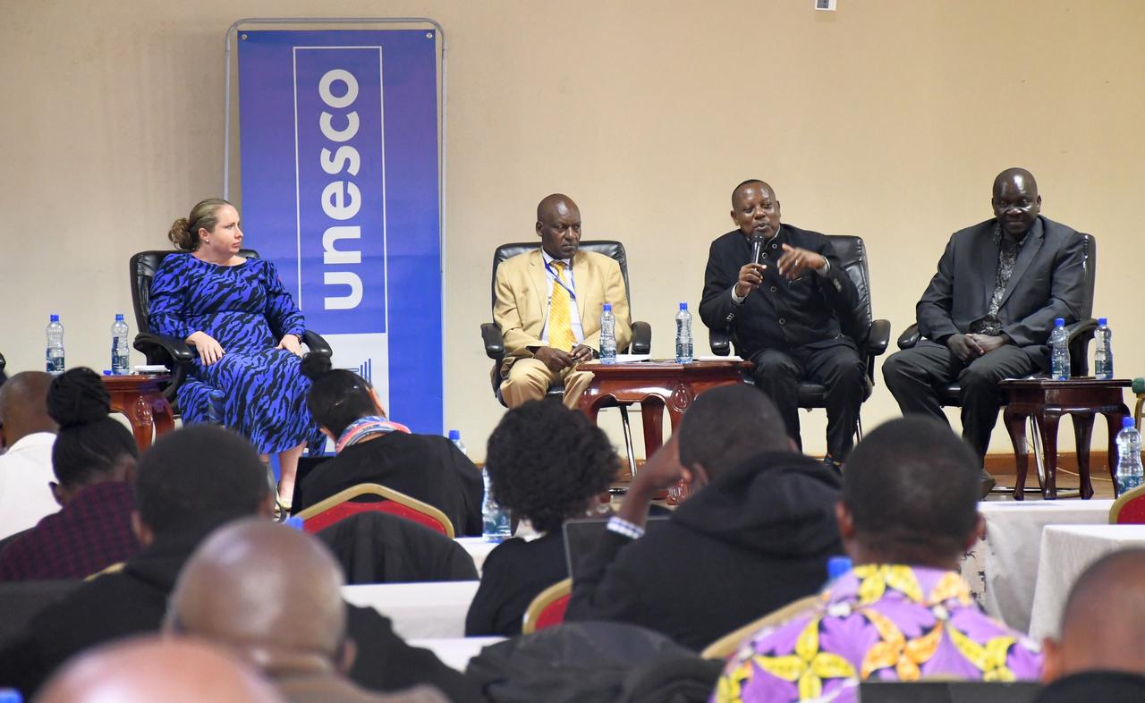 91215740.jpg ea6483a5-5674-419e-b5ad-07fbbc5408a9.jpg