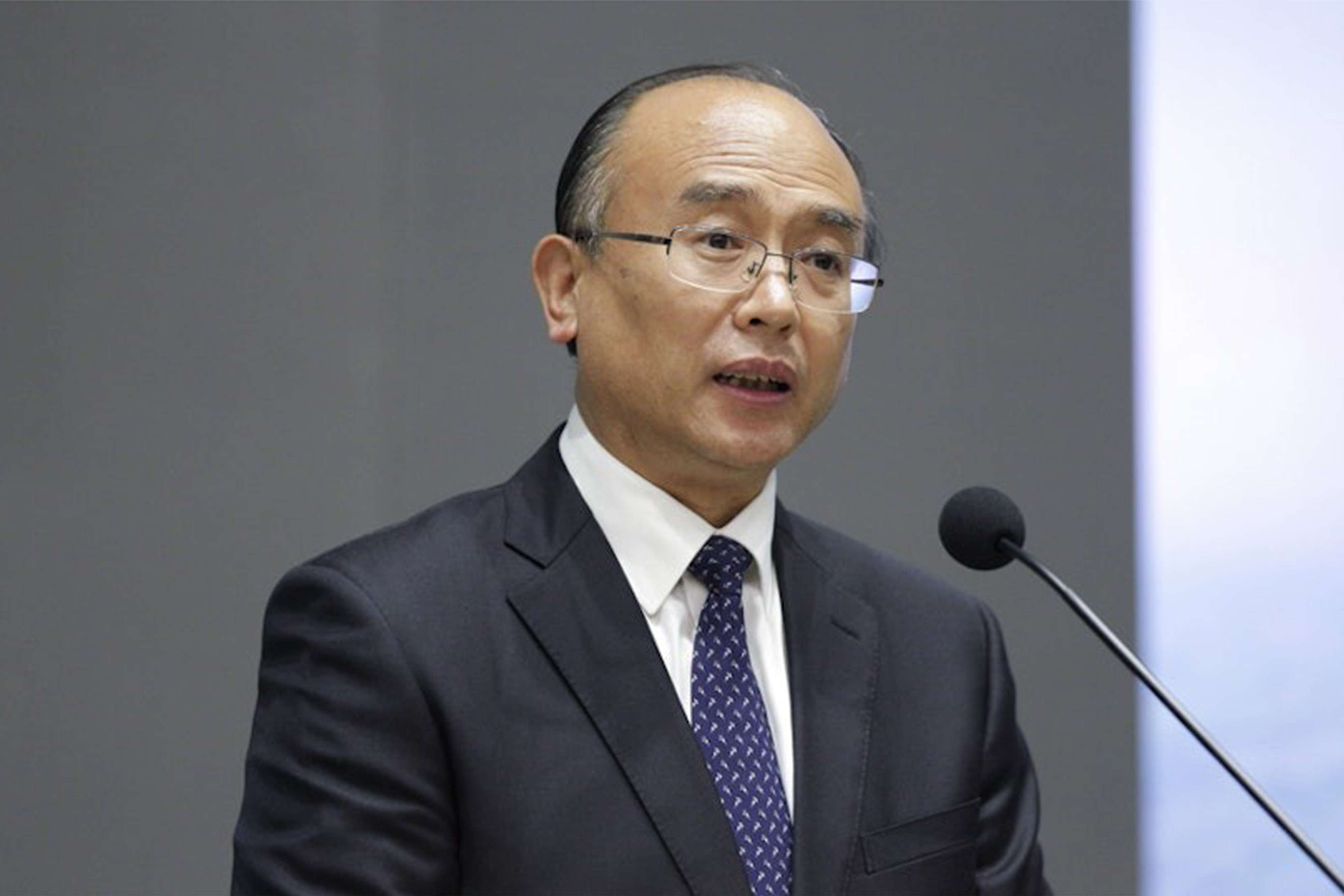 11393745.jpg 许勤.jpg